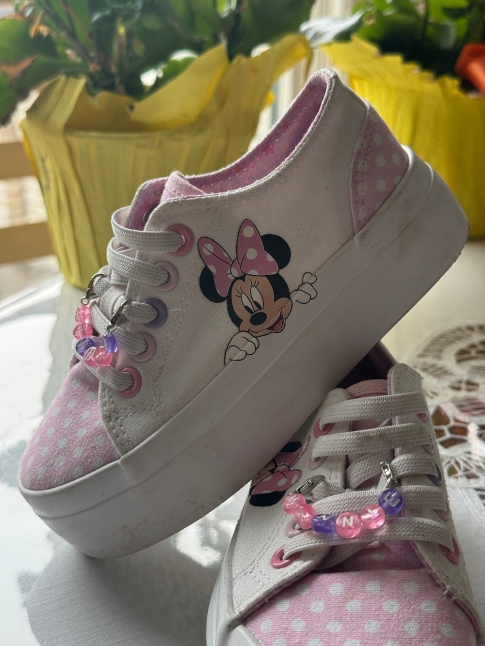 Disney Minnie Mouse Platform Canvas Sneakers Pink White Polka Dot Girls Size 11